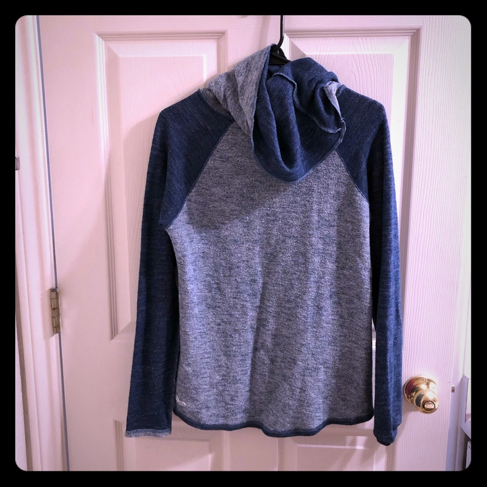 Kuhl pull over sweater